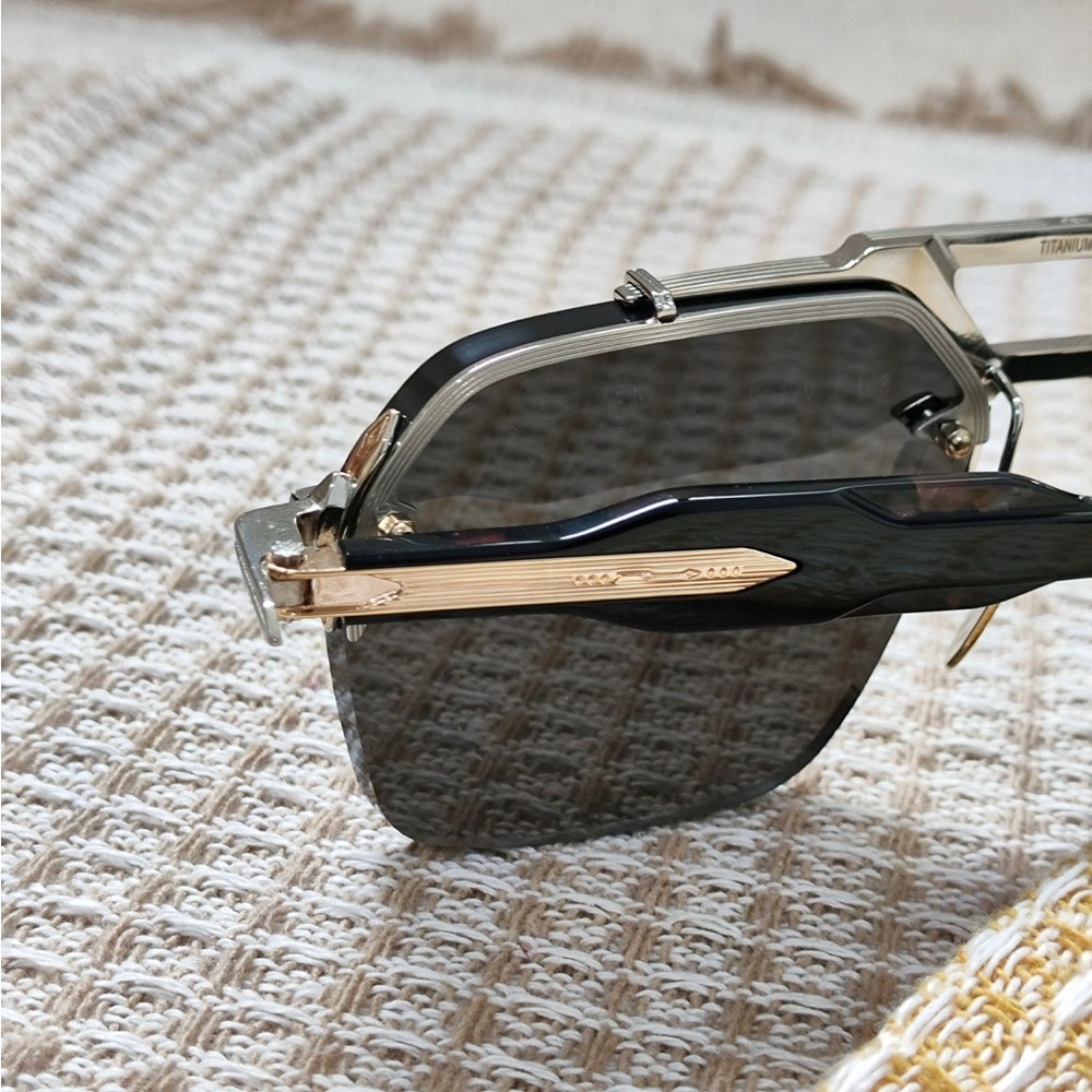 Silver Jeans Tan Sunglasses Case - Picture 9 of 12